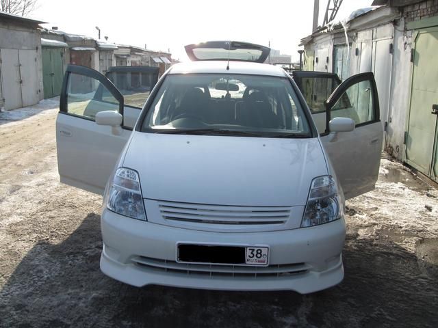 2002 Honda Stream