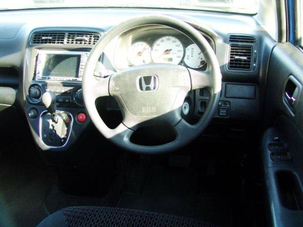 2002 Honda Stream