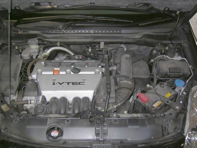 2002 Honda Stream Photos