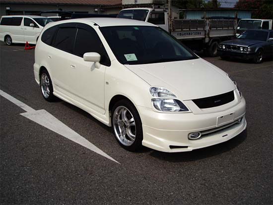 2002 Honda Stream Images