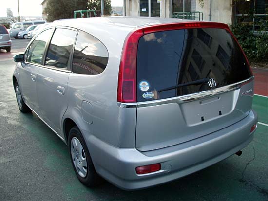 2002 Honda Stream Pictures