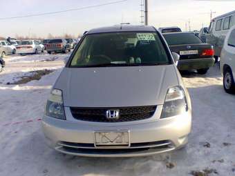 2002 Honda Stream Photos