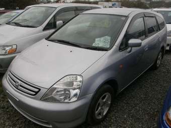 2002 Honda Stream Photos