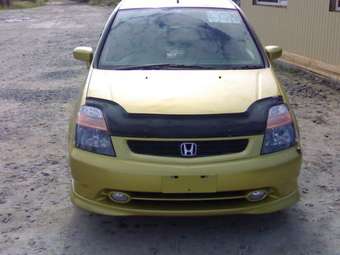 2002 Honda Stream Pictures