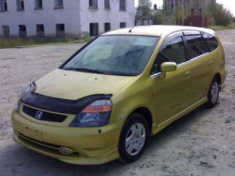 2002 Honda Stream Photos