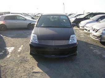 2002 Honda Stream Photos