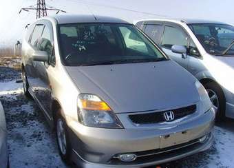 2002 Honda Stream Photos