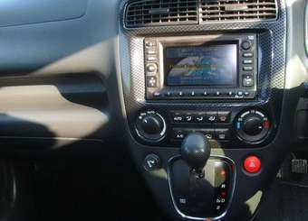 2002 Honda Stream Images