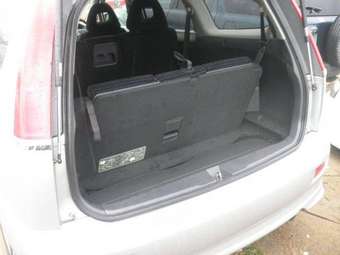 2002 Honda Stream Photos