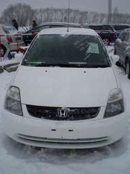 2002 Honda Stream Pictures