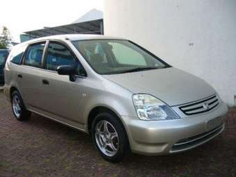 2002 Honda Stream Pictures