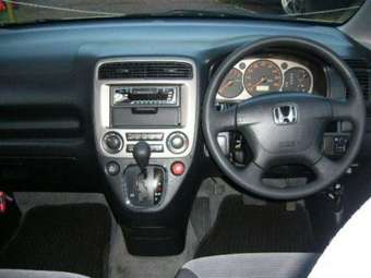 2002 Honda Stream Pictures