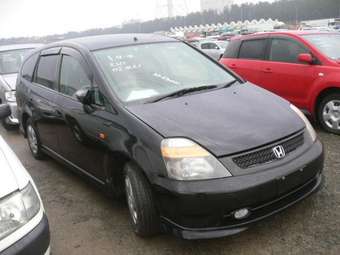 2002 Honda Stream Photos