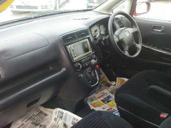 2002 Honda Stream Pictures