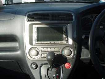 2002 Honda Stream Pictures