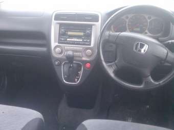 2002 Honda Stream Pictures