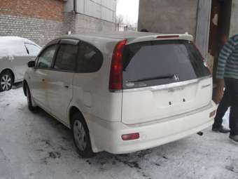 2002 Honda Stream Pictures