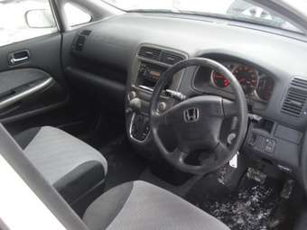 2002 Honda Stream Pictures
