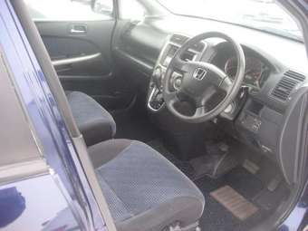 2002 Honda Stream Pictures