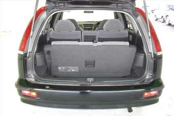 2002 Honda Stream Pictures