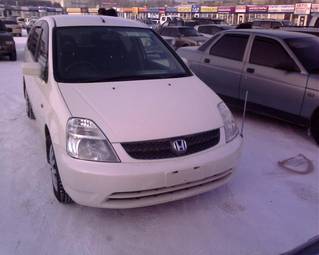 2002 Honda Stream Photos