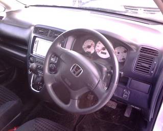 2002 Honda Stream Pictures