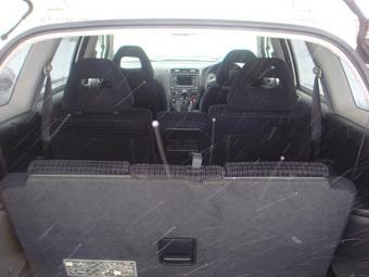 2002 Honda Stream Photos