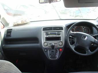 2002 Honda Stream Pictures