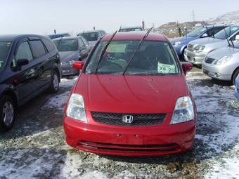 2002 Honda Stream Photos