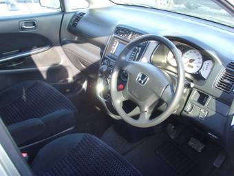 2002 Honda Stream Pictures