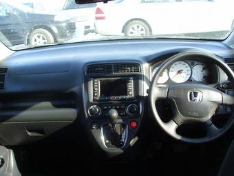 2002 Honda Stream Photos