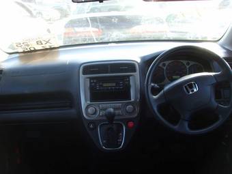 2002 Honda Stream Pictures