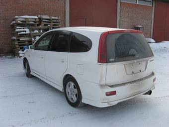2002 Honda Stream Pics