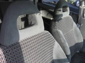 2002 Honda Stream Pictures