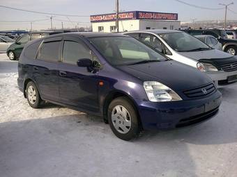 2002 Honda Stream Photos