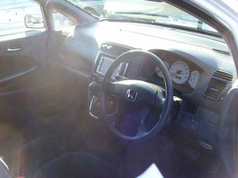 2002 Honda Stream Pictures