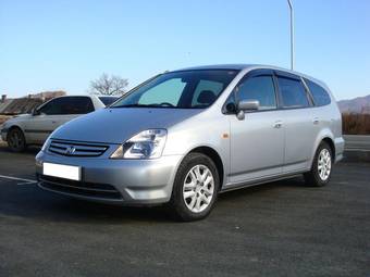 2002 Honda Stream Photos