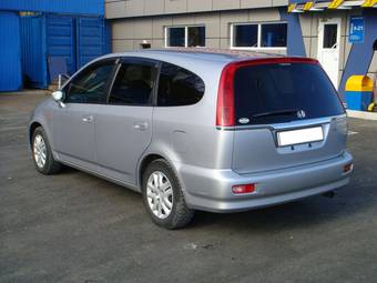 2002 Honda Stream Photos