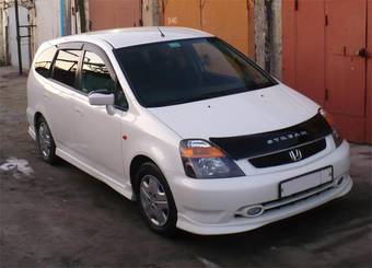 2002 Honda Stream Photos
