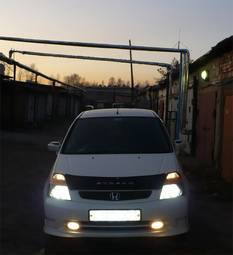 2002 Honda Stream Photos