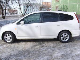 2002 Honda Stream Photos