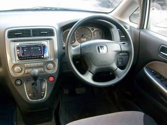 2002 Honda Stream Wallpapers