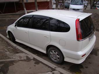 2002 Honda Stream Pictures
