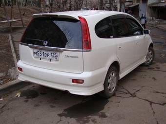 2002 Honda Stream Photos