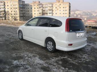 2002 Honda Stream Photos