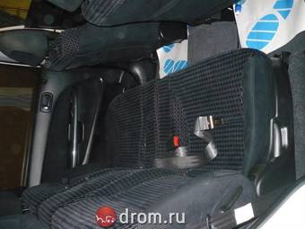 2002 Honda Stream Photos