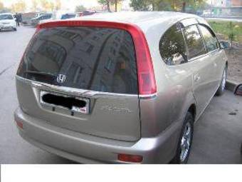 2002 Honda Stream Pictures