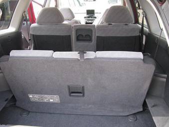 2002 Honda Stream Photos