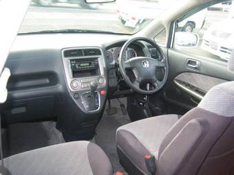 2002 Honda Stream Pictures
