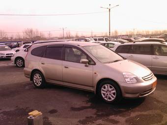 2002 Honda Stream Photos